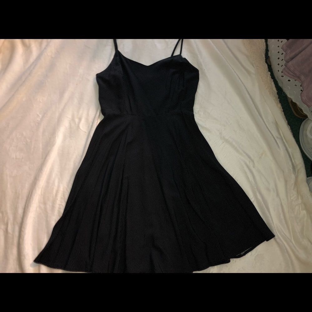 Dress - Picture 5 of 6